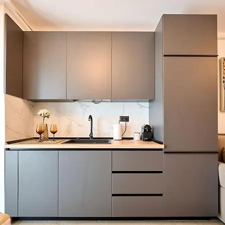 Sea La Vie 240 In Infinity - Parking *