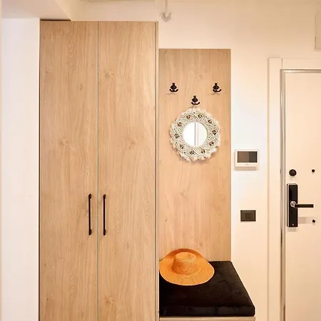 Sea La Vie 240 In Infinity - Parking * مامايا