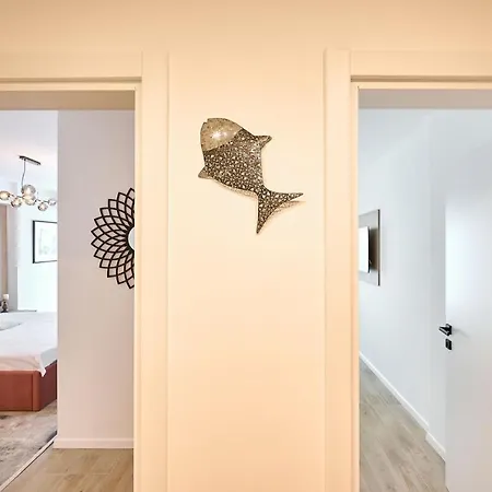 Sea La Vie 240 In Infinity - Parking Apartmán Mamaia